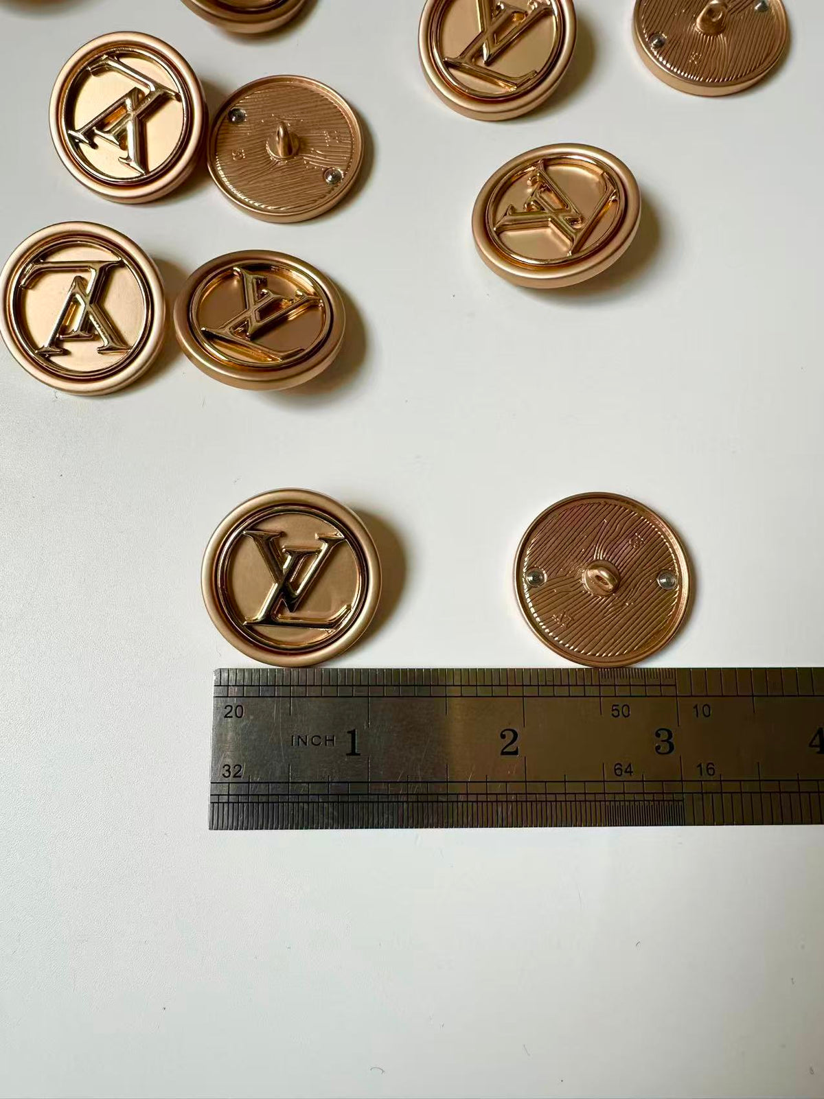 1 PC 1.25" Big Size LV Handicraft Button Metal Material For Apparel Jacket (Rose Gold)