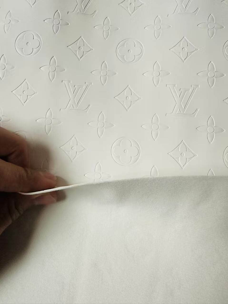 Fashion Smooth Design White Embossed Leather Fabric For Handmade Sneaker,Upholstery,Bag Goods By Yard
