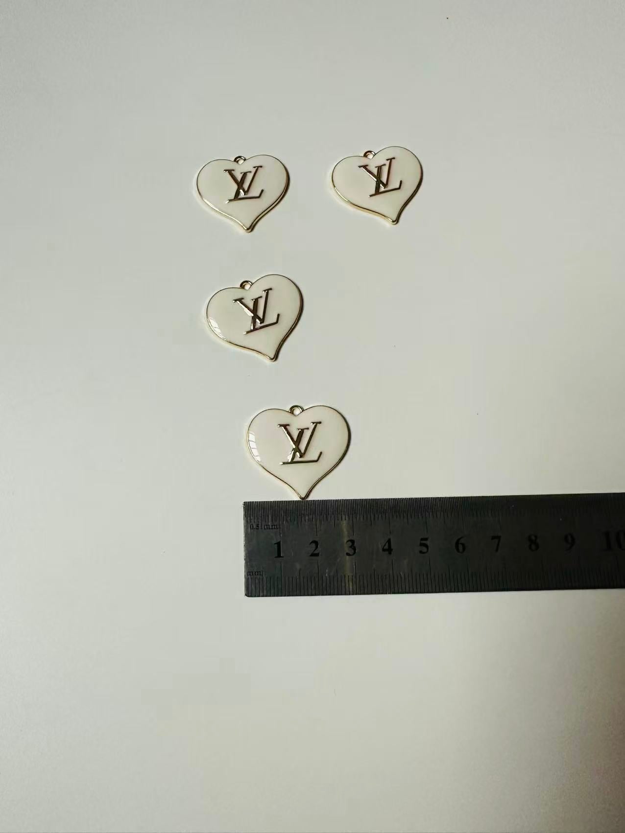 Craft 30MM LOVE Metal Pendant Accessory For Handmade DIY Goods