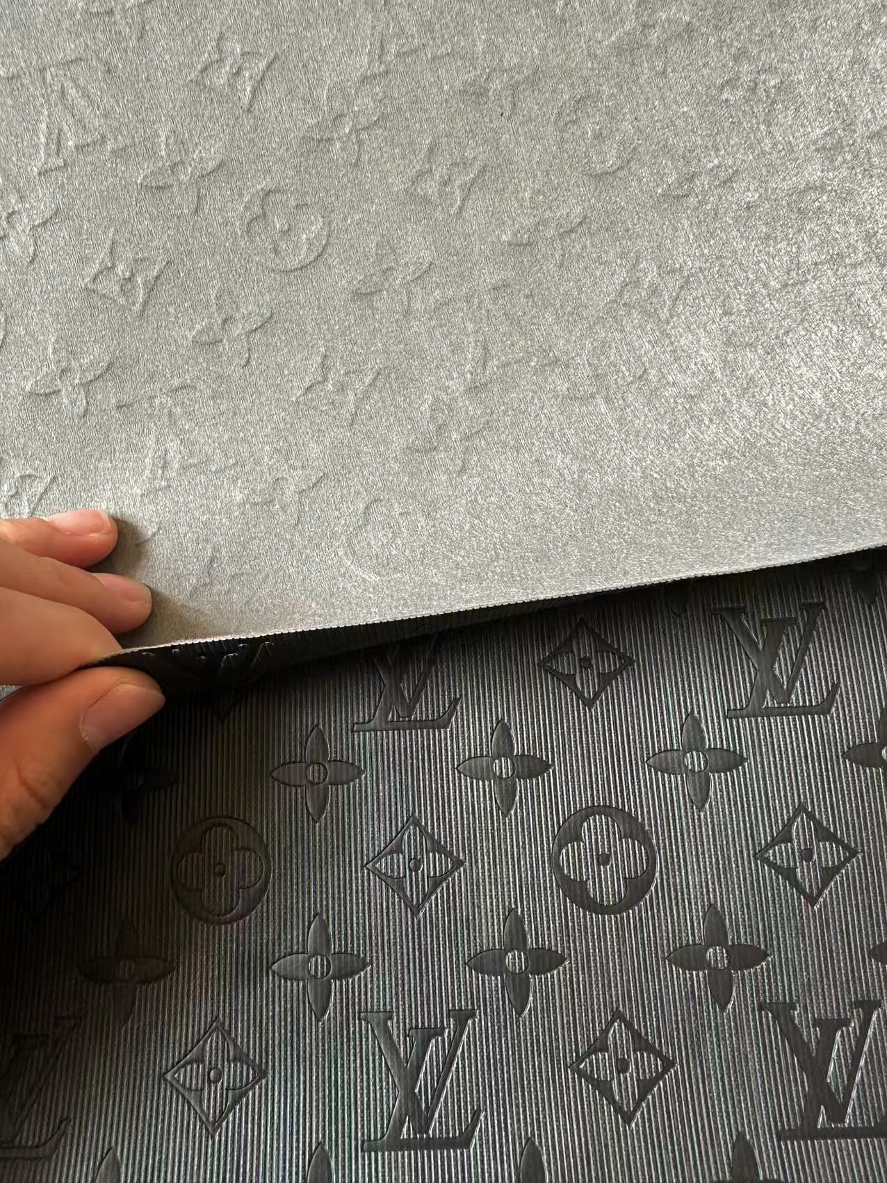 Craft Black Thin Strip Texture LV Embossed Leather Fabric For Handmade Shoes, Car Upholstery Goods