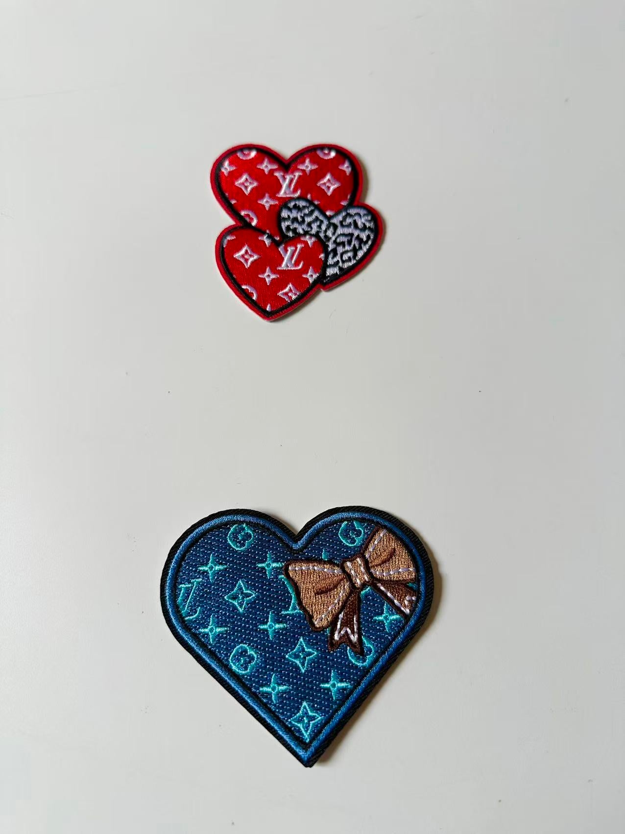 Craft Embroidery LV Love Jacquard Patches For Customized Apparel