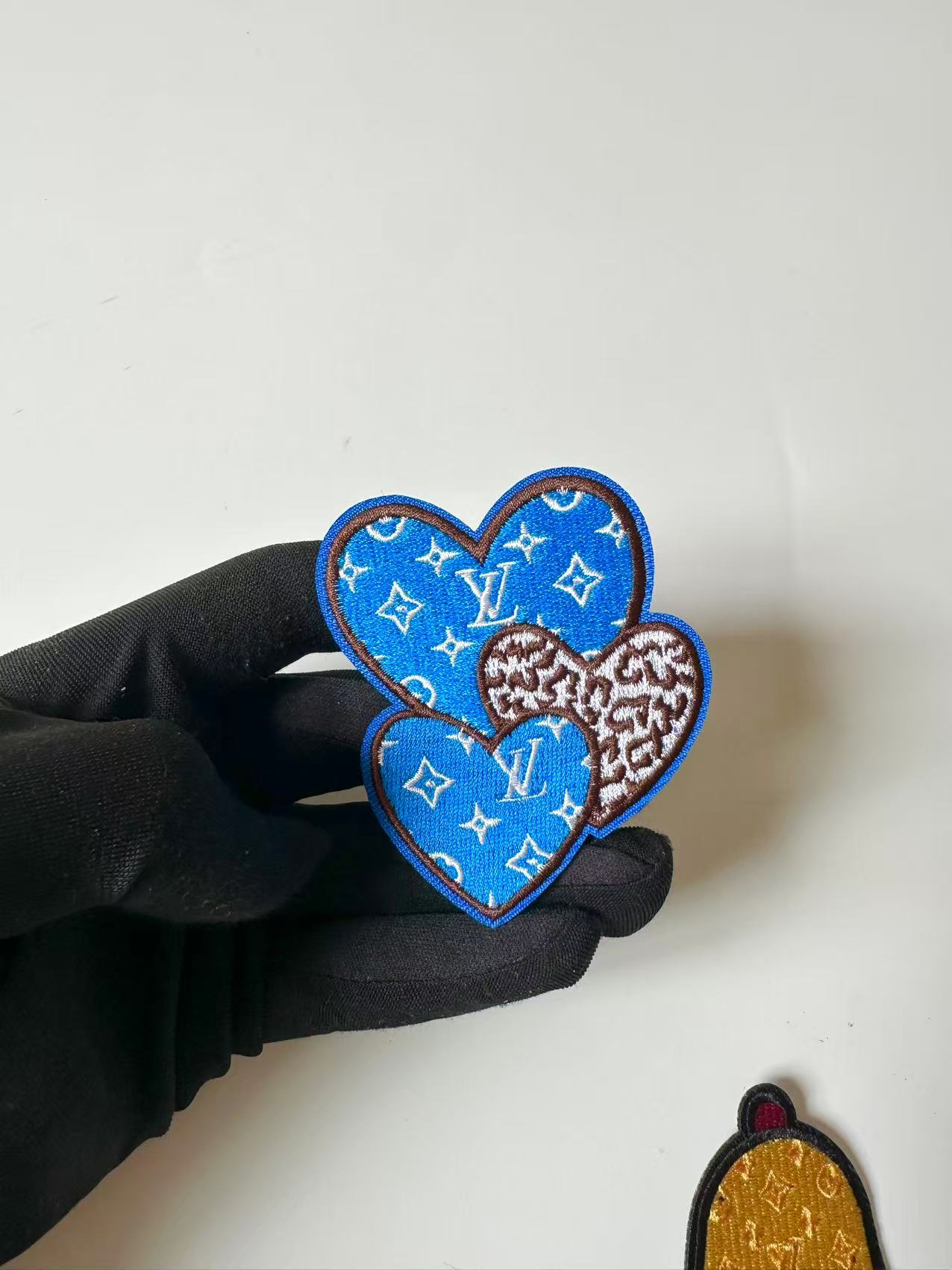 Craft Embroidery LV Love Jacquard Patches For Customized Apparel