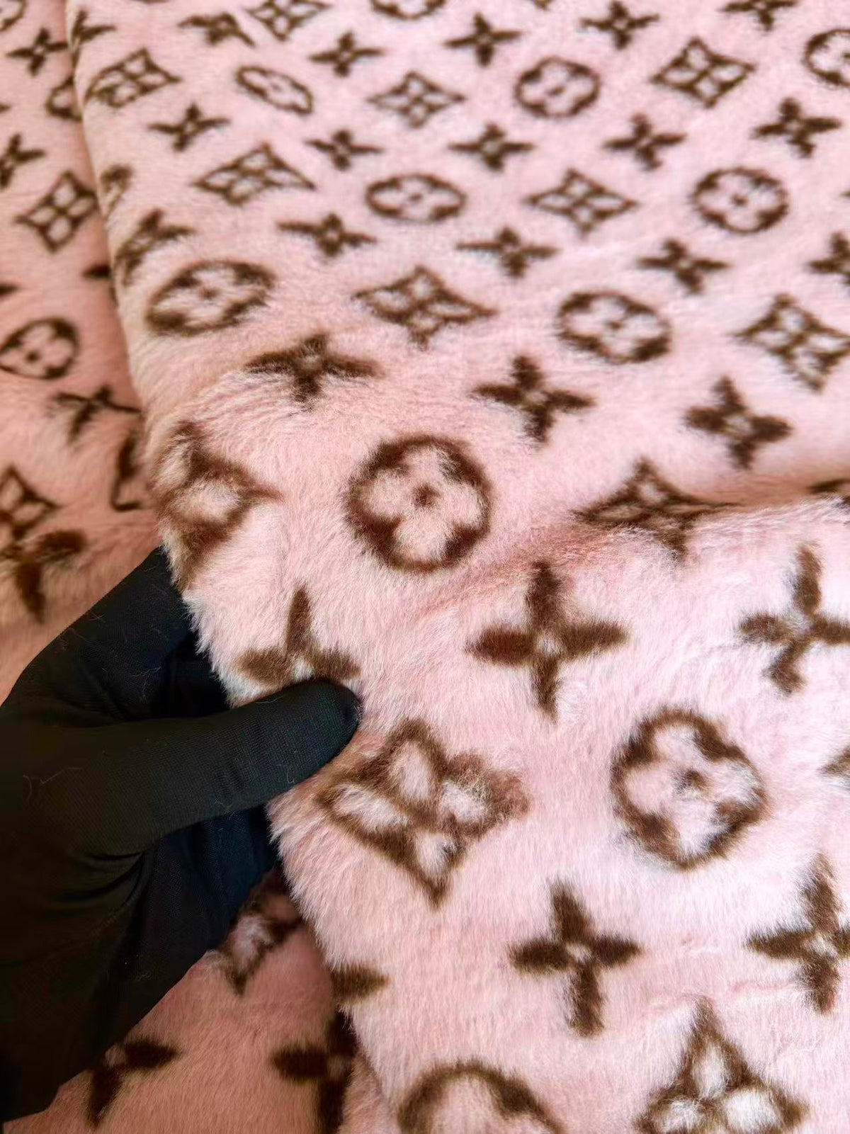 Fashion LV design Pink No LOGO Rabbit Plush Fur Fabric, Cony Fabric For Handmade Clothing ,Bags ,Shoes and Handicrafts By Yards
