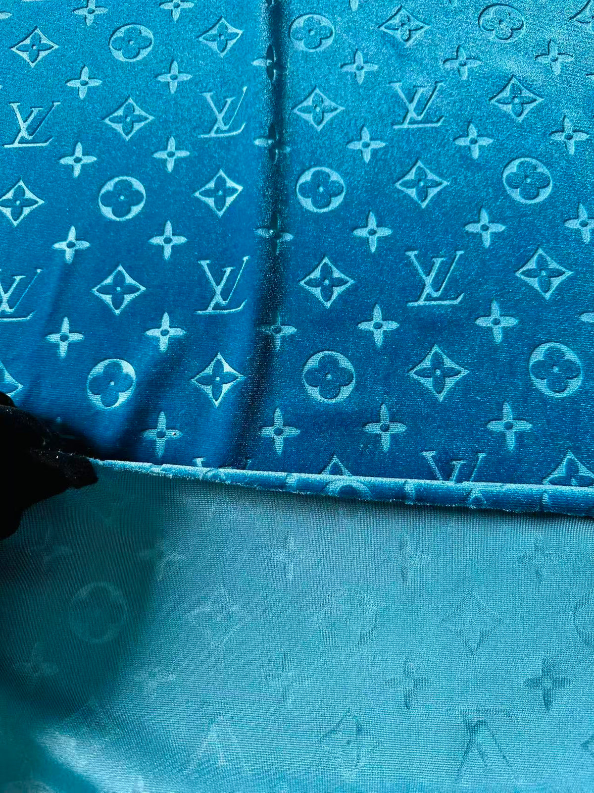 Popular Luxury LV Knitting Velvet Fabric For Handmade Sneaker,Car Upholstery and Apparel By Yard (Royal Blue)